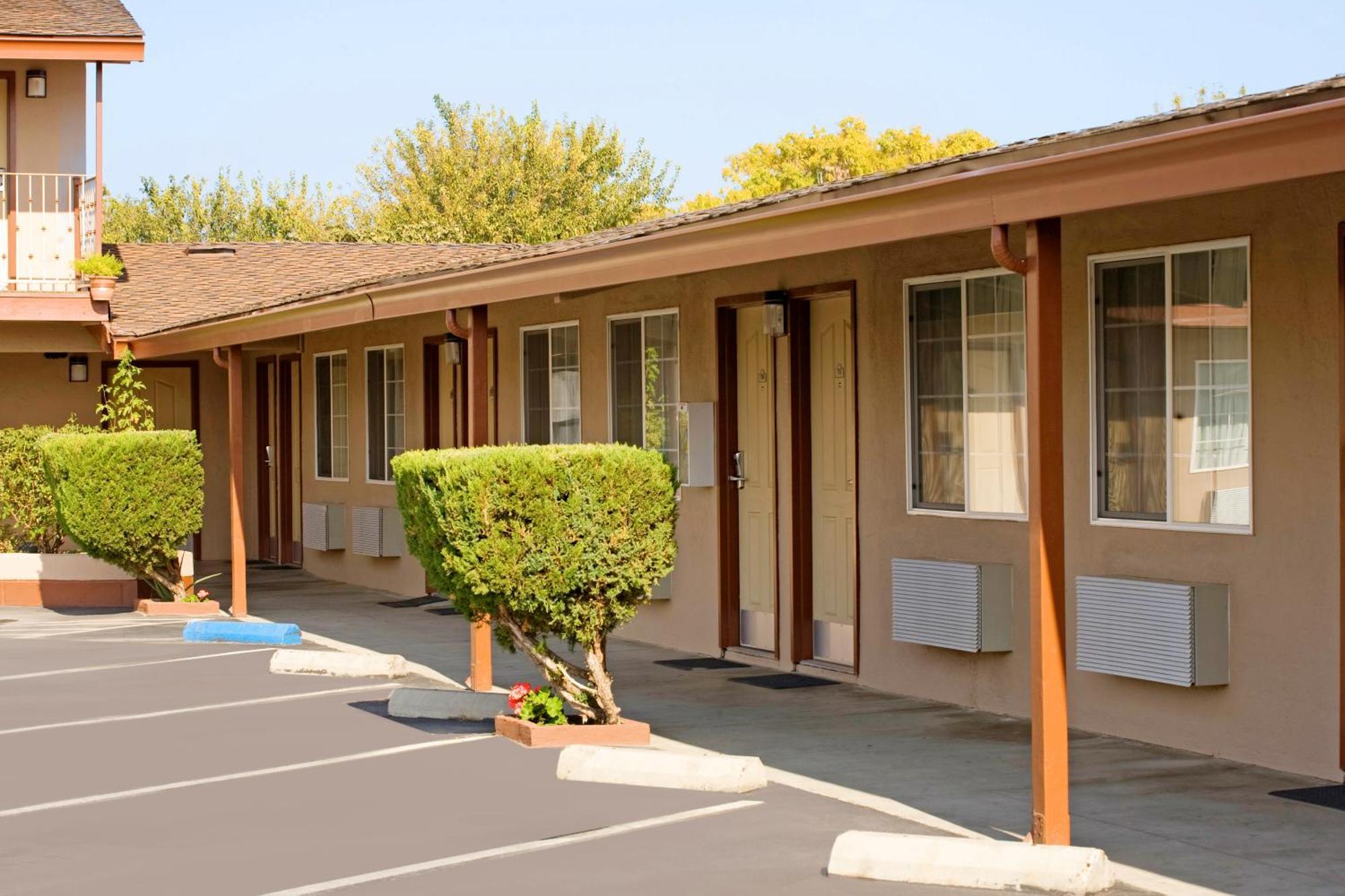 Americas Best Value Inn Los Banos Dış mekan fotoğraf